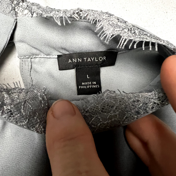Ann Taylor Lace Trim Mock Neck‎ Yoke Blouse Size L Gray Career Essential Fringe - Picture 3 of 11